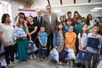Президент Сербии Александр Вучич посетил беженцев из Украины в приюте в городе Вране и пообещал всю необходимую помощь