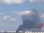 В одном из районов левого берега Киева сильный пожар. Видео