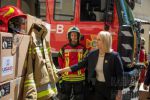 Посол США в Украине Бриджит Бринк передала для нужд ГСЧС защитную одежду и спасательный инструмент общей стоимостью около 22 миллионов гривен