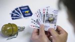 Британская компания Fenix Insight, специализирующаяся на обезвреживании взрывчатки и разведке, объявила о сборе средств для создания наборов игральных карт с изображением взрывоопасных объектов